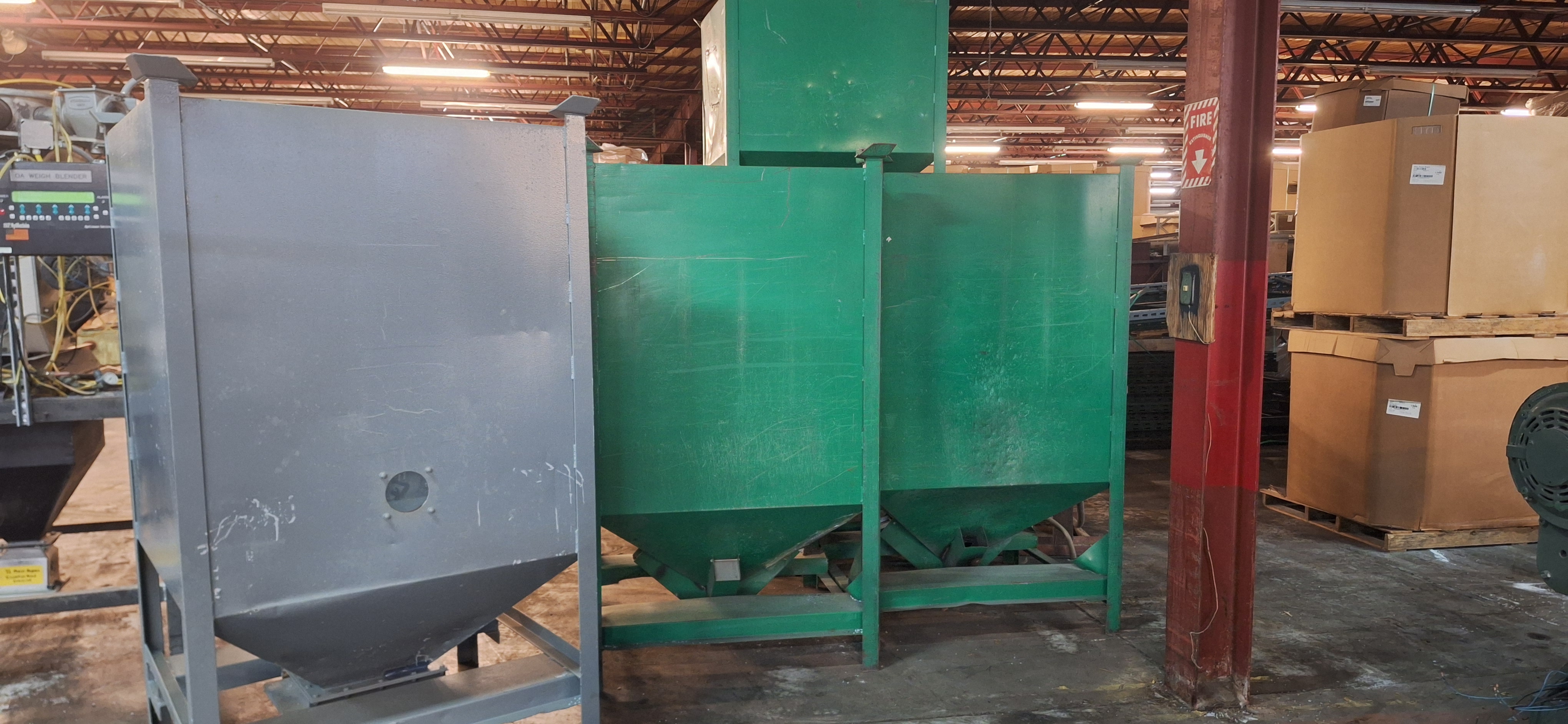 Resin/Material Hopper
55 cubic ft